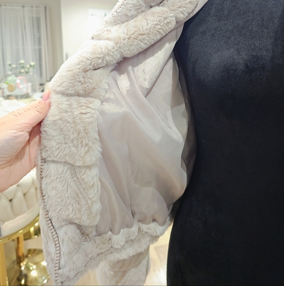 Stella Tweed Plush Hooded Teddy Jacket in Light Beige- FURR - Picture 2 of 4